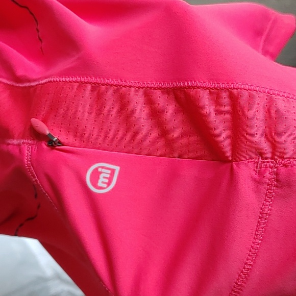 ✅Adidas Climate Cool Workout Shirt - Picture 7 of 7